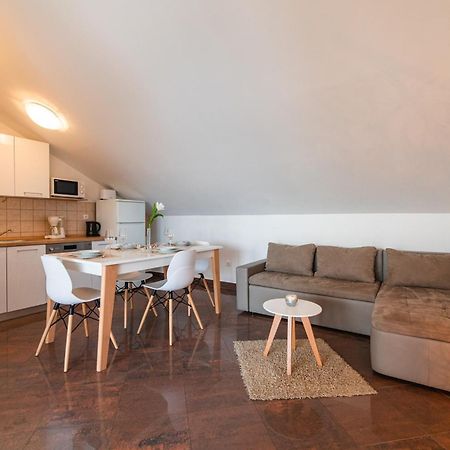 Apartments Jasna Crikvenica Ngoại thất bức ảnh